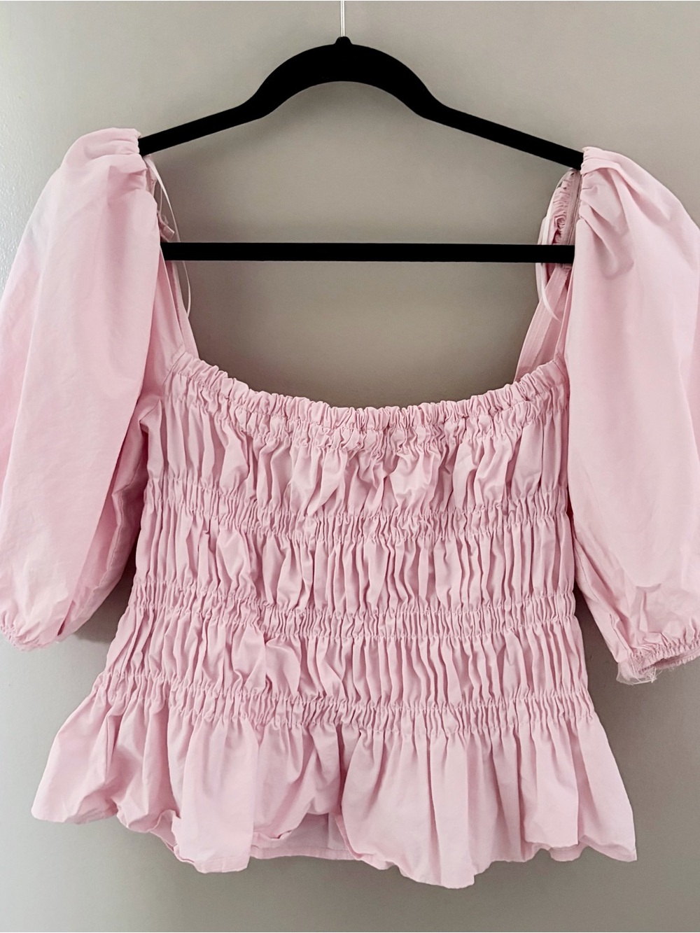 ASTR The Label Blush Pink Smocked Puff Sleeve Top Size L